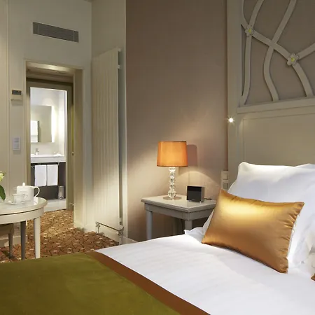 Splendid Etoile 4* Paříž