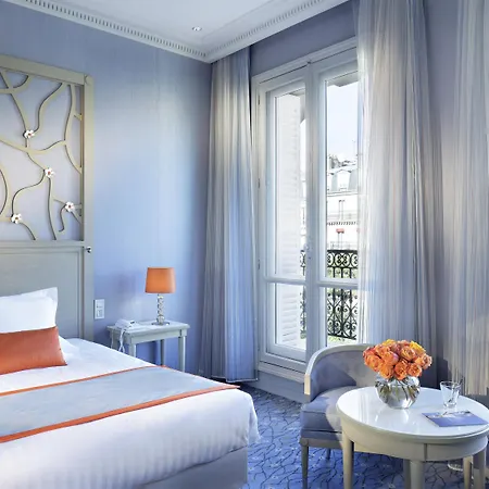 Splendid Etoile Hotel 4*