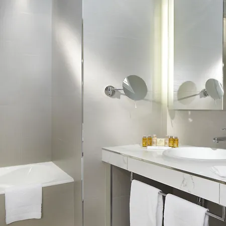 Splendid Etoile Hotel