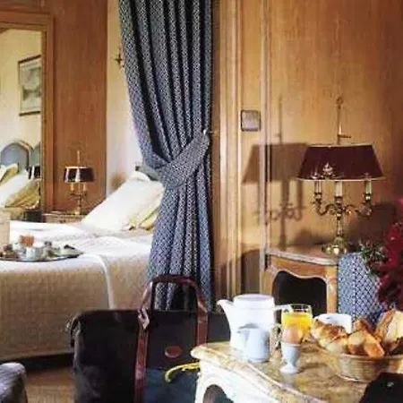 Splendid Etoile Hotel 4*