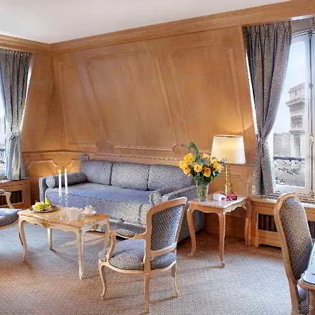 Splendid Etoile Hotel 4*