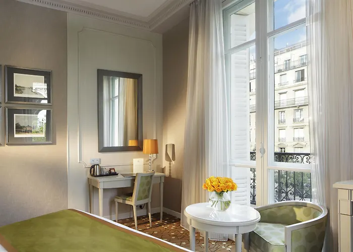 מלון Splendid Etoile 4*