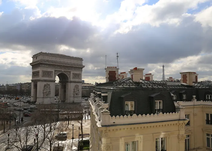 Splendid Etoile מלון