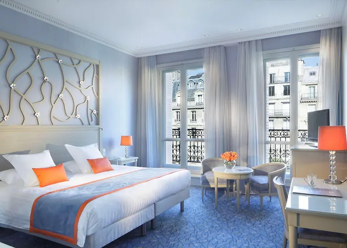 Splendid Etoile Hotel 4*