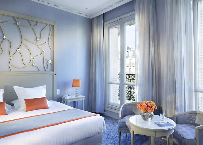 Splendid Etoile Otel 4*